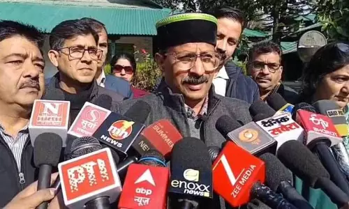 टीचर्स बॉडी का दावा है कि पीड़ित इस एकेडमिक सेशन में Dharamshala गवर्नमेंट कॉलेज का स्टूडेंट नहीं था टीचर्स बॉडी का दावा है कि पीड़ित इस एकेडमिक सेशन में Dharamshala गवर्नमेंट कॉलेज का स्टूडेंट नहीं था