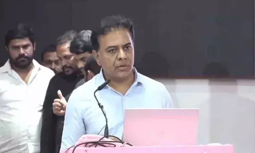 केटीआर ने सीएम रेवंत रेड्डी की आलोचना की: उन्हें Basic बातें नहीं पता