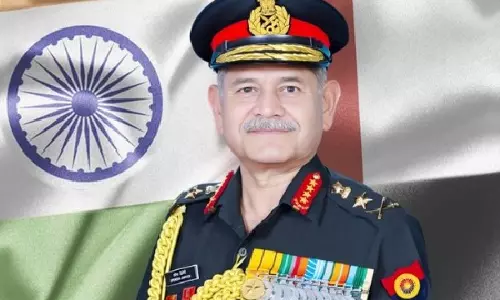 UAE में भारतीय सेना प्रमुख, रक्षा क्षेत्र में साझेदारी को बढ़ावा UAE में भारतीय सेना प्रमुख, रक्षा क्षेत्र में साझेदारी को बढ़ावा