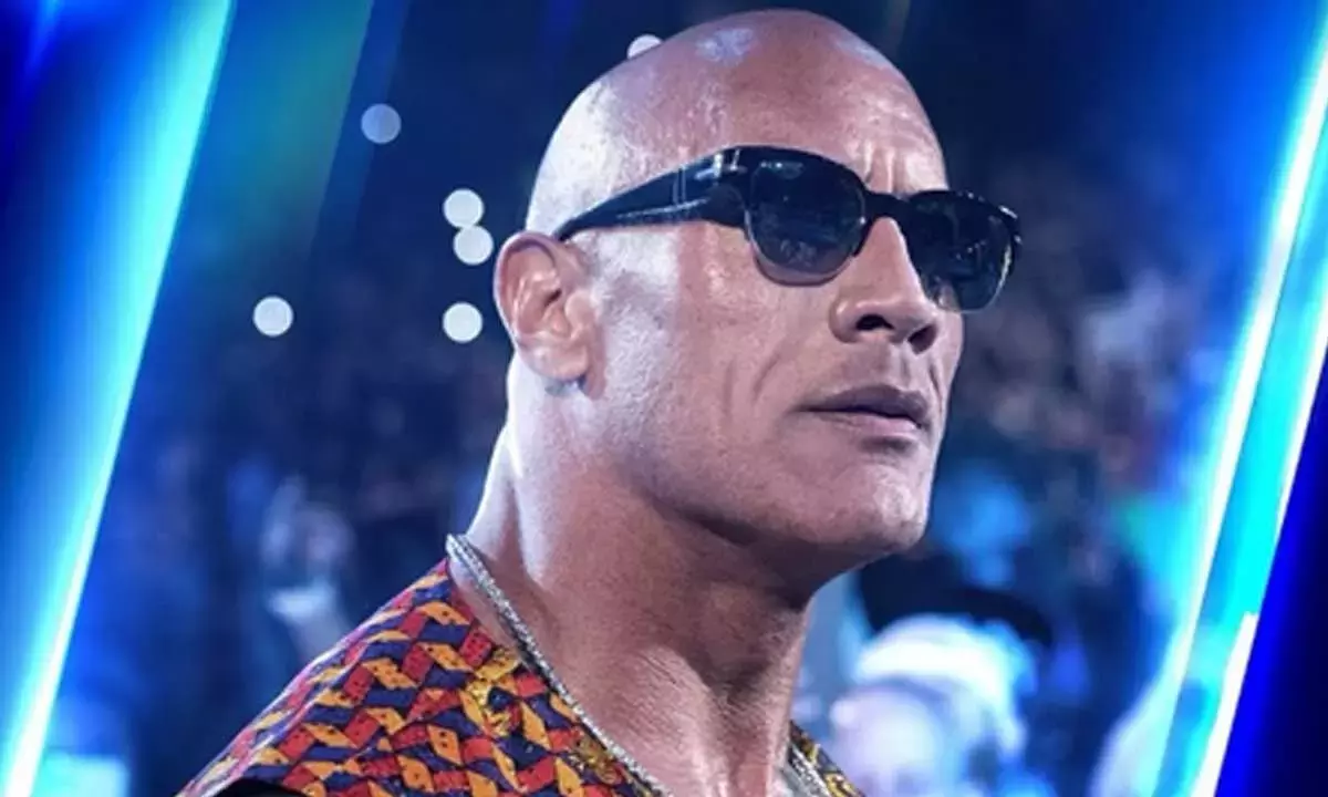Dwayne Johnson ने एक डिसफंक्शनल परिवार में बचपन में ज़िंदा रहने के बारे में बात की Dwayne Johnson ने एक डिसफंक्शनल परिवार में बचपन में ज़िंदा रहने के बारे में बात की