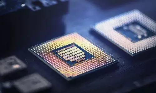 AI-ड्रिवन मेमोरी की कमी के कारण स्मार्टफोन और PC की कीमतें बढ़ सकती AI-ड्रिवन मेमोरी की कमी के कारण स्मार्टफोन और PC की कीमतें बढ़ सकती