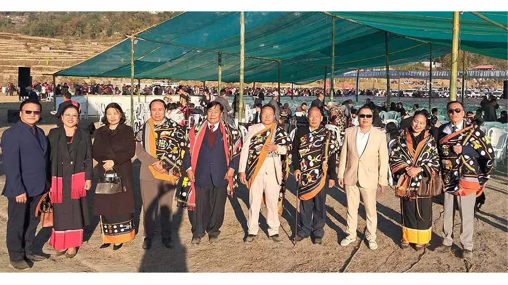 Nagaland : फेक में फुत्सेरोमी नोल्ही मेहपो को पकड़ा गया Nagaland : फेक में फुत्सेरोमी नोल्ही मेहपो को पकड़ा गया