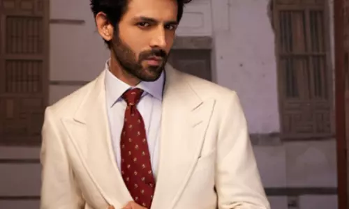 Kartik आर्यन ने बताया कि वह अपने भाई-बहन की शादी में मेहमान थे