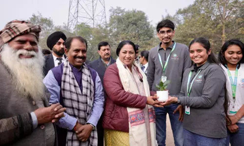 यमुना सफाई अभियान जन आंदोलन बन रहा है: दिल्ली CM रेखा गुप्ता यमुना सफाई अभियान जन आंदोलन बन रहा है: दिल्ली CM रेखा गुप्ता