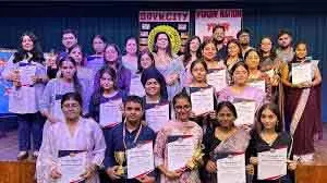 Panipat SDVM फिएस्टा 2025 में स्टूडेंट्स ने दिखाई प्रतिभा Panipat SDVM फिएस्टा 2025 में स्टूडेंट्स ने दिखाई प्रतिभा