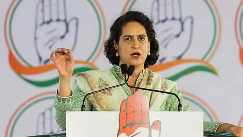 Assam elections : प्रियंका गांधी वाड्रा कांग्रेस स्क्रीनिंग कमेटी की हेड बनीं Assam elections : प्रियंका गांधी वाड्रा कांग्रेस स्क्रीनिंग कमेटी की हेड बनीं