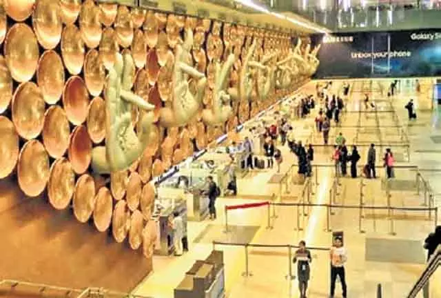 2025 में दिल्ली के IGI एयरपोर्ट पर 100 से ज़्यादा लोग पासपोर्ट और वीज़ा फ्रॉड में पकड़े गए 2025 में दिल्ली के IGI एयरपोर्ट पर 100 से ज़्यादा लोग पासपोर्ट और वीज़ा फ्रॉड में पकड़े गए