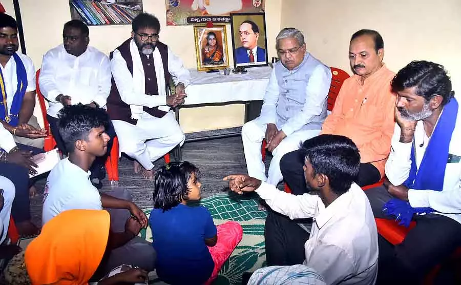 जातिगत भेदभाव समाज के लिए एक कांटा है; Chalavadi Narayanaswamy जातिगत भेदभाव समाज के लिए एक कांटा है; Chalavadi Narayanaswamy