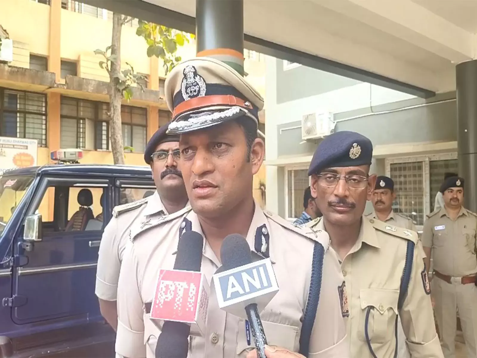 कर्नाटक पुलिस ने यौन उत्पीड़न के आरोप में तीन नाबालिग लड़कों के खिलाफ POCSO का मामला दर्ज किया कर्नाटक पुलिस ने यौन उत्पीड़न के आरोप में तीन नाबालिग लड़कों के खिलाफ POCSO का मामला दर्ज किया