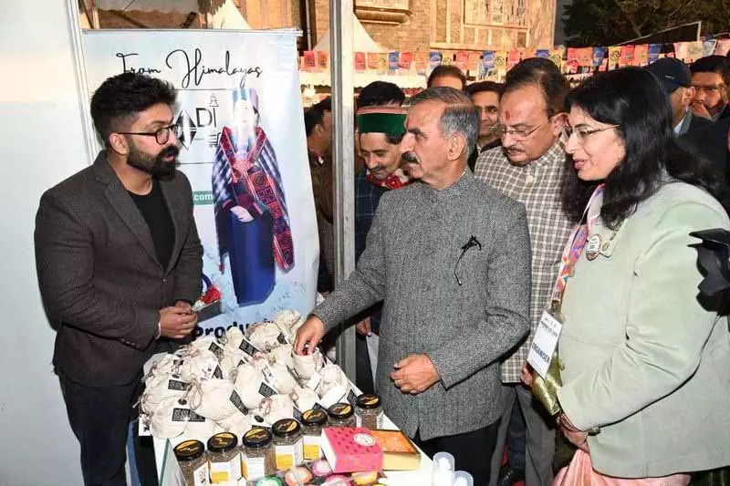 CM Sukh ने कहा कि 3 साल में 5,000 करोड़ रुपये के एमओयू पर हस्ताक्षर किए गए CM Sukh ने कहा कि 3 साल में 5,000 करोड़ रुपये के एमओयू पर हस्ताक्षर किए गए