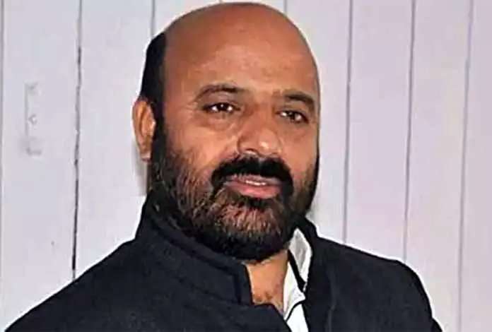 मुफ्ती परिवार देश के खिलाफ खतरनाक एजेंडा चला रहा है: Bali Bhagat मुफ्ती परिवार देश के खिलाफ खतरनाक एजेंडा चला रहा है: Bali Bhagat