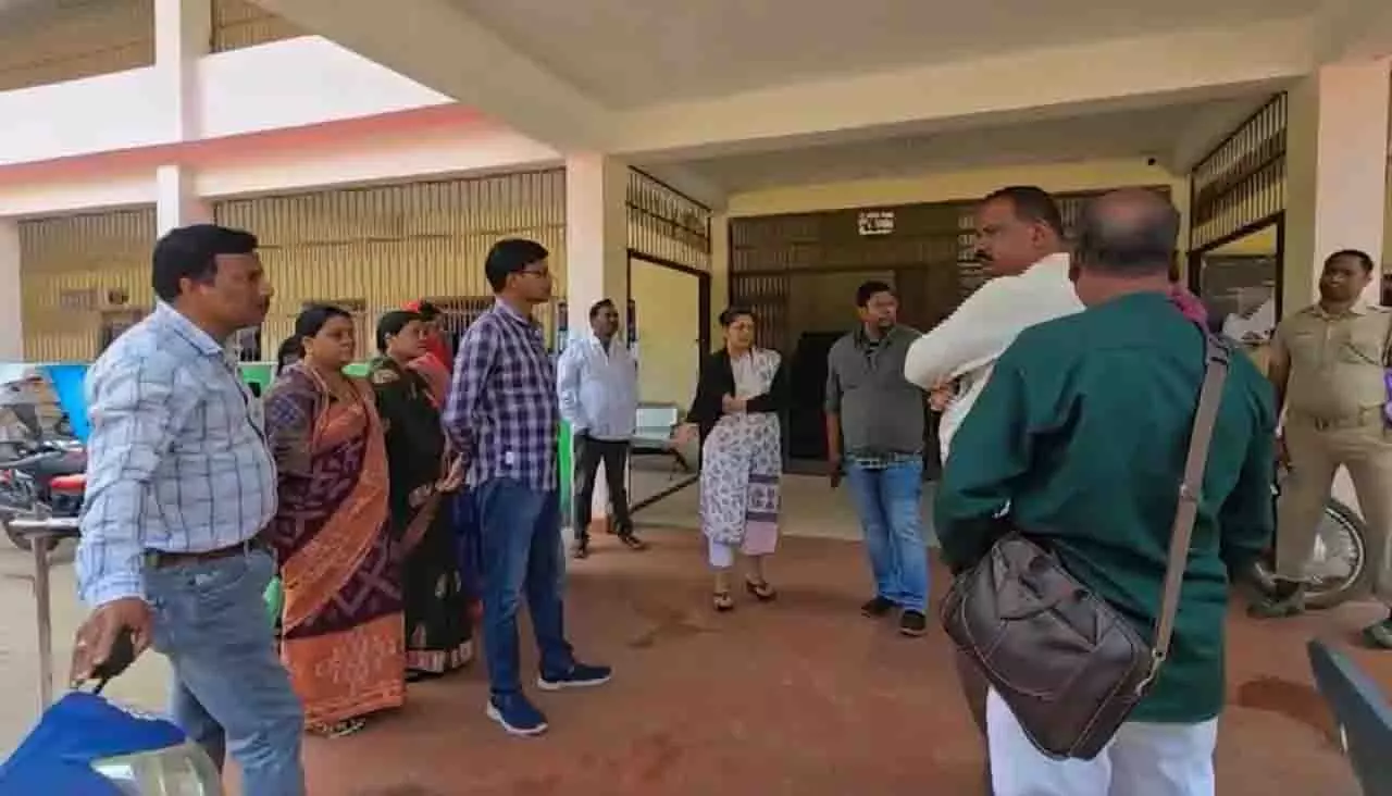 दशपल्ला NAC में प्रशासनिक कमियों पर विवाद, सेशन टाल दिया गया दशपल्ला NAC में प्रशासनिक कमियों पर विवाद, सेशन टाल दिया गया