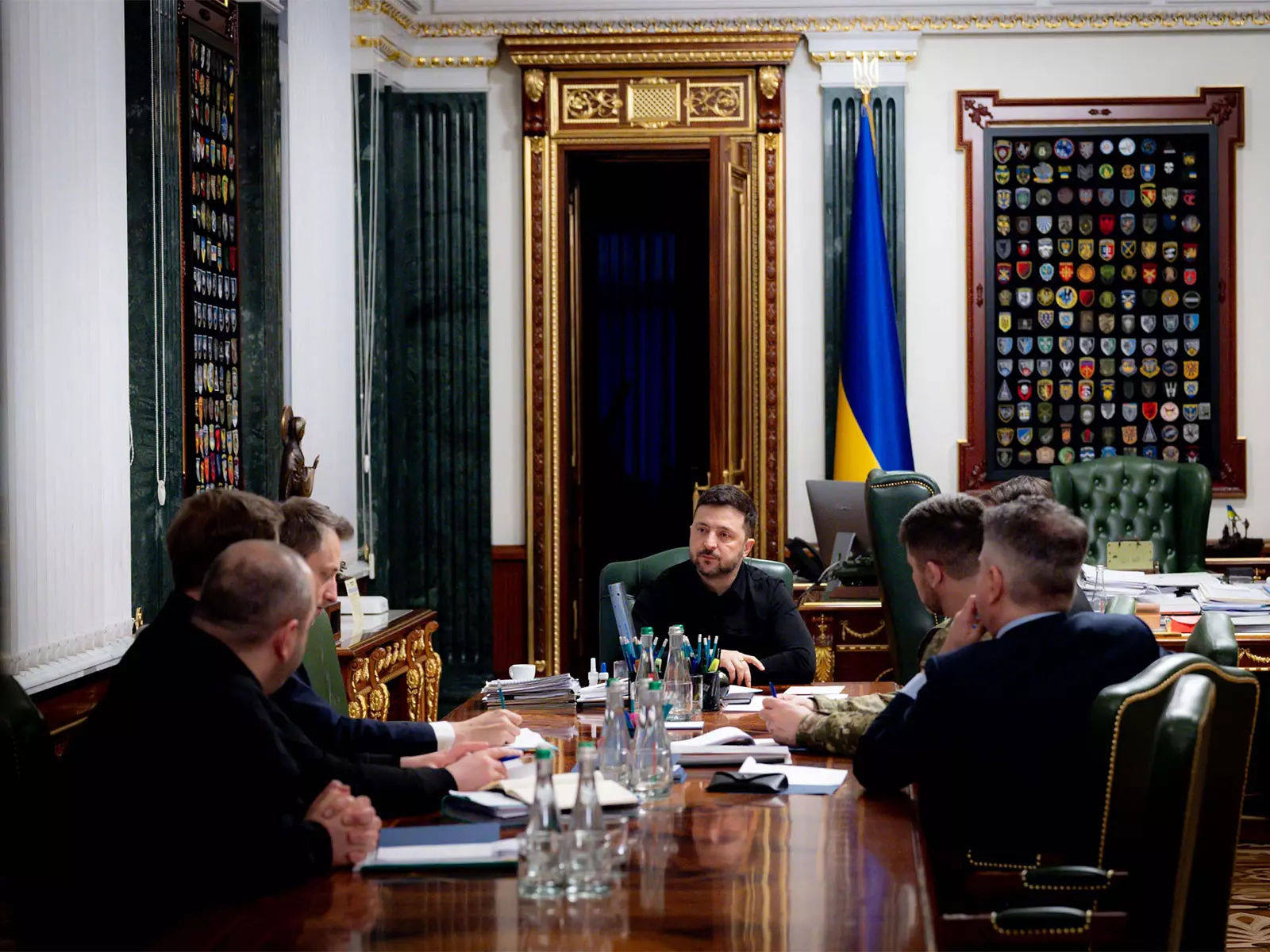 Zelenskyy का कहना है कि यूरोपीय और अमेरिकी साझेदारों के साथ बैठक की तैयारियां चल रही Zelenskyy का कहना है कि यूरोपीय और अमेरिकी साझेदारों के साथ बैठक की तैयारियां चल रही