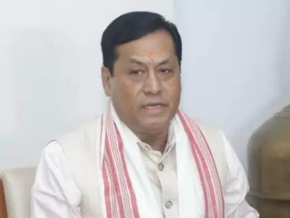 Assam: केंद्रीय मंत्री सर्बानंद सोनोवाल के काफिले की दुर्घटना, 6 घायल Assam: केंद्रीय मंत्री सर्बानंद सोनोवाल के काफिले की दुर्घटना, 6 घायल