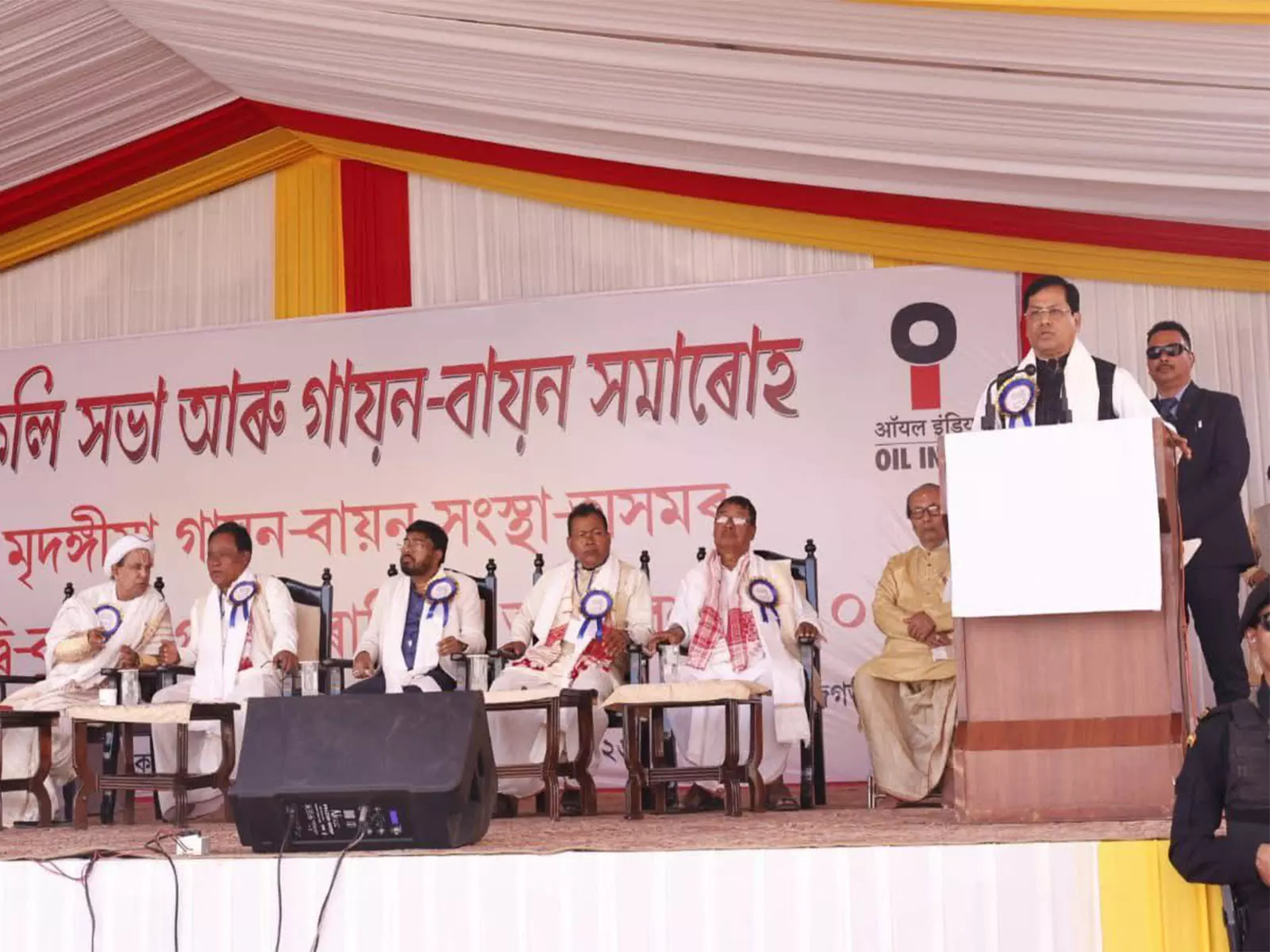 गायन-बयान की मधुर लय शांति और आध्यात्मिक शक्ति प्रदान करती है: Sarbananda Sonowal गायन-बयान की मधुर लय शांति और आध्यात्मिक शक्ति प्रदान करती है: Sarbananda Sonowal