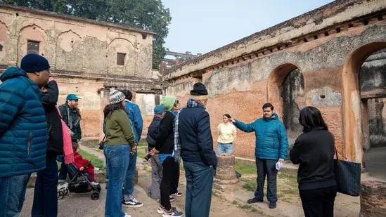 Lucknow, रेजिडेंसी फिल्म और हेरिटेज वॉक के ज़रिए कलकत्ता के राब्ता को एक्सप्लोर किया Lucknow, रेजिडेंसी फिल्म और हेरिटेज वॉक के ज़रिए कलकत्ता के राब्ता को एक्सप्लोर किया
