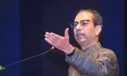 India: उद्धव ने निर्विरोध चुनावों को रद्द करने की मांग की