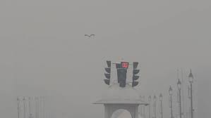 winds trapped हवाओं के कारण प्रदूषक फंसने से AQI बिगड़कर ‘मध्यम’ हो गया