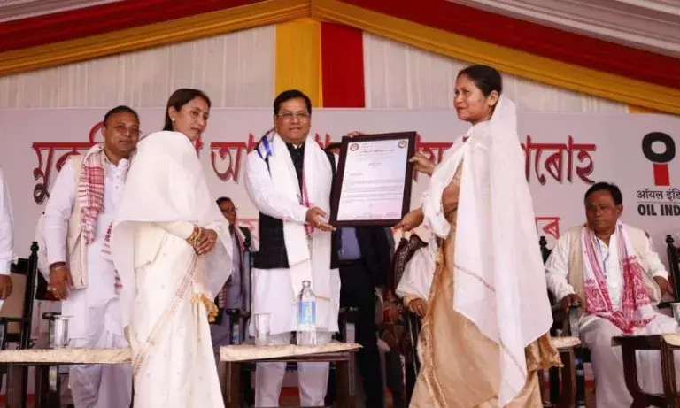 Assam की सांस्कृतिक विरासत गायन-बयान से समाज में शांति का संचार: सोनोवाल Assam की सांस्कृतिक विरासत गायन-बयान से समाज में शांति का संचार: सोनोवाल
