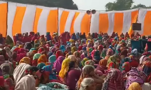 Unnao: कपकपाती सर्दी में अभ्युदय ने बढ़ाई मदद की पहल Unnao: कपकपाती सर्दी में अभ्युदय ने बढ़ाई मदद की पहल