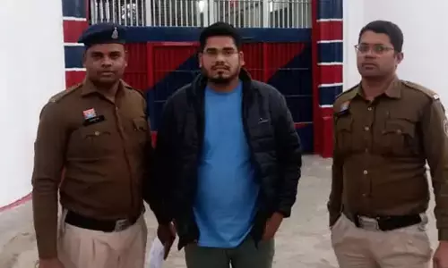 गिरफ्तारी हुई विधायक प्रतिनिधि की, आरक्षक से मारपीट का मामला गिरफ्तारी हुई विधायक प्रतिनिधि की, आरक्षक से मारपीट का मामला