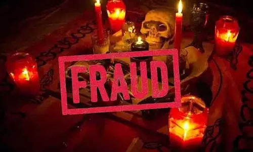 जिस लड़के से प्यार करती थी उसे पाने के लिए जादू-टोना: युवती से लाखों की ठगी, पैसे वापस मांगने पर दी धमकी जिस लड़के से प्यार करती थी उसे पाने के लिए जादू-टोना: युवती से लाखों की ठगी, पैसे वापस मांगने पर दी धमकी