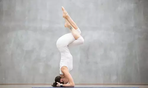 Yoga Tips: इन चार योगासन से बढ़ेगी खूबसूरती, चेहरा हमेशा करेगा ग्लो