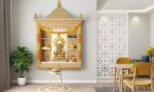 Vastu Tips for Home Temple: घर में गलत जगह मंदिर रखना बढ़ा सकता है तनाव, आज ही सुधारें ये वास्तु दोष
