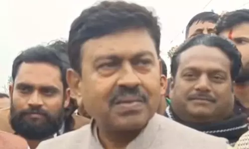 Firozabad: अजय मिश्र टेनी ने विवादित बयान पर सफाई दी Firozabad: अजय मिश्र टेनी ने विवादित बयान पर सफाई दी