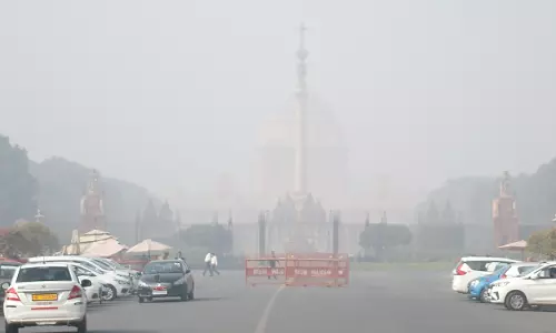 Delhi-NCR की हवा की क्वालिटी खराब बनी हुई है; इलाके में शीतलहर का कहर जारी Delhi-NCR की हवा की क्वालिटी खराब बनी हुई है; इलाके में शीतलहर का कहर जारी