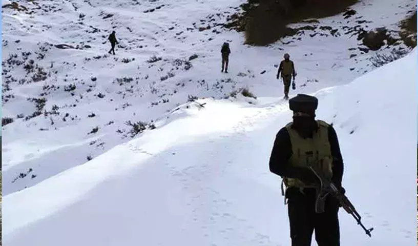 Sikkim: भारतीय सेना ने उत्तरी सिक्किम के सीमावर्ती गांव में सोलर पावर प्लांट लगाया Sikkim: भारतीय सेना ने उत्तरी सिक्किम के सीमावर्ती गांव में सोलर पावर प्लांट लगाया