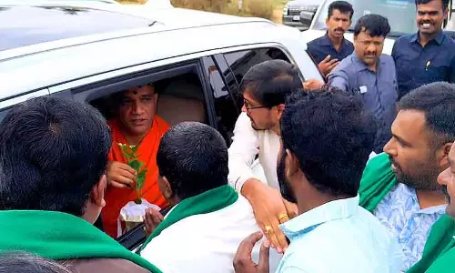 Shidlaghatta: उद्योग स्थापित करने के लिए अधिसूचना जारी करने पर दबाव बनाने का अनुरोध Shidlaghatta: उद्योग स्थापित करने के लिए अधिसूचना जारी करने पर दबाव बनाने का अनुरोध
