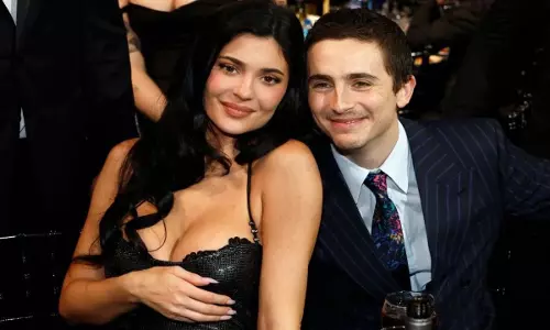 Timothée Chalamet ने क्रिटिक्स चॉइस अवार्ड्स में काइली जेनर के लिए प्यार जताया Timothée Chalamet ने क्रिटिक्स चॉइस अवार्ड्स में काइली जेनर के लिए प्यार जताया