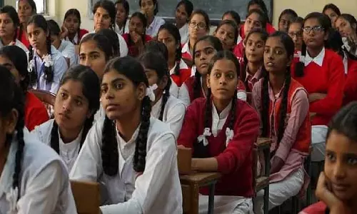 Tamil Nadu: 42 हज़ार से ज़्यादा स्टूडेंट्स को अभी तक सरकारी स्पेशल एड नहीं मिली है