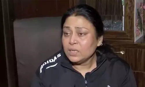 Delhi: लक्ष्मी नगर में बदमाशों ने बाप-बेटे की जोड़ी को निर्वस्त्र कर बेरहमी से पीटा