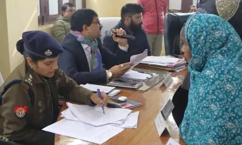 Farrukhabad: तहसील दिवस में जिलाधिकारी-पुलिस अधीक्षक ने किया समस्याओं का निस्तारण