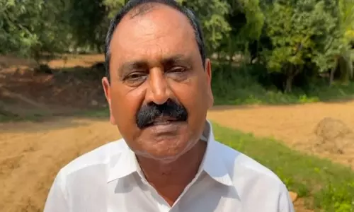 भूमाना करुणाकर रेड्डी ने Tirumala पहाड़ियों पर सुरक्षा व्यवस्था की विफलता उजागर की भूमाना करुणाकर रेड्डी ने Tirumala पहाड़ियों पर सुरक्षा व्यवस्था की विफलता उजागर की