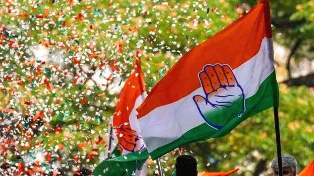 Kerala: नेताओं को उम्मीदवार घोषणा सार्वजनिक करने से रोकने का निर्णय Kerala: नेताओं को उम्मीदवार घोषणा सार्वजनिक करने से रोकने का निर्णय