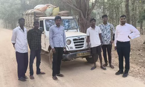 महासमुंद जिले से 63 बोरी अवैध धान परिवहन करते पिकअप जब्त