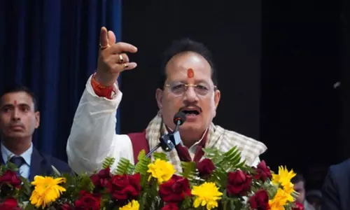 Bihar: डिप्टी सीएम सिन्हा ने जनसभा के दौरान गाना गाया Bihar: डिप्टी सीएम सिन्हा ने जनसभा के दौरान गाना गाया
