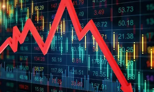 शेयर बाज़ार रिकॉर्ड ऊंचाई से नीचे; Sensex 322 गिरा, निफ्टी 26,300 से नीचे शेयर बाज़ार रिकॉर्ड ऊंचाई से नीचे; Sensex 322 गिरा, निफ्टी 26,300 से नीचे