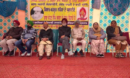 CPI ने ग़दरवादी बाबा सोहन सिंह भकना को सम्मानित किया CPI ने ग़दरवादी बाबा सोहन सिंह भकना को सम्मानित किया