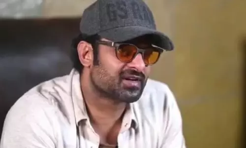 Prabhas के साथ शूटिंग अनुभव पर बोमन ईरानी की खुली बातें Prabhas के साथ शूटिंग अनुभव पर बोमन ईरानी की खुली बातें