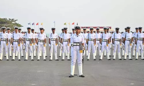 INS चिल्का 8 जनवरी को 2,700 नेवल ट्रेनी की पासिंग आउट परेड होस्ट करेगा INS चिल्का 8 जनवरी को 2,700 नेवल ट्रेनी की पासिंग आउट परेड होस्ट करेगा