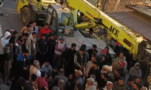 Shillai: सड़क दुर्घटना में नाबालिग की मौत, NH-707 घंटों तक जाम रहा