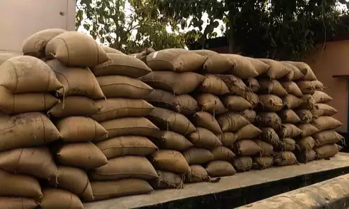 मालमुंडा मंडी में धान की खरीद रोक, बोलंगीर में किसानों को समस्या