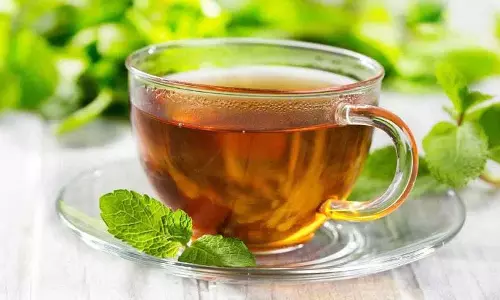 Green Tea वज़न घटाने में कैसे मदद करती