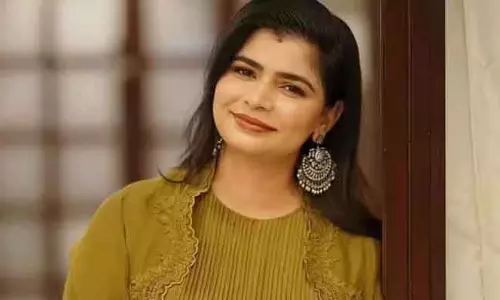 Chinmayi Sripada का बड़ा कदम: विवादित फिल्म द्रौपदी 2 के लिए गाना गाने पर मांगी माफी Chinmayi Sripada का बड़ा कदम: विवादित फिल्म द्रौपदी 2 के लिए गाना गाने पर मांगी माफी