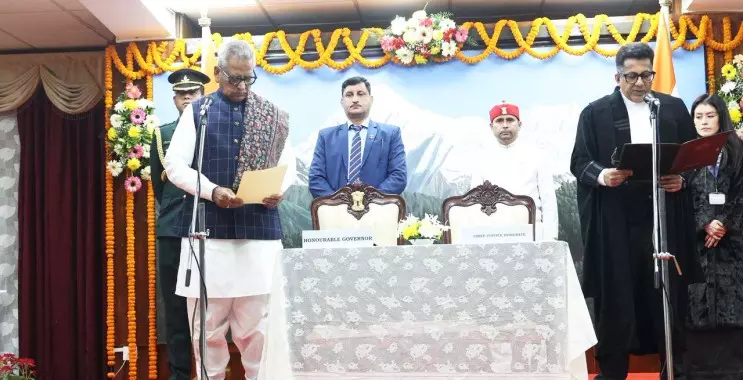 Sikkim: जस्टिस ए. मुहम्मद मुस्ताक ने सिक्किम हाई कोर्ट के चीफ जस्टिस के तौर पर शपथ ली Sikkim: जस्टिस ए. मुहम्मद मुस्ताक ने सिक्किम हाई कोर्ट के चीफ जस्टिस के तौर पर शपथ ली