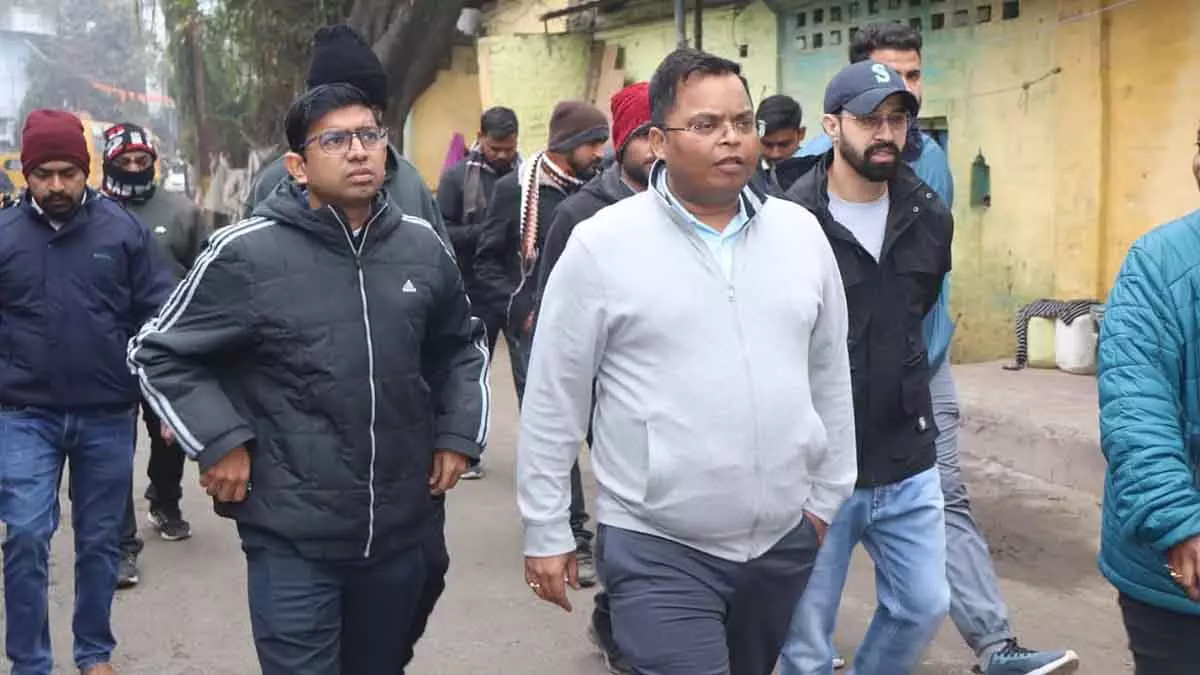 Indore : प्रशासन ट्रीटमेंट और सेफ़ ड्रिंकिंग वॉटर सप्लाई पर ध्यान दे रहा है Indore : प्रशासन ट्रीटमेंट और सेफ़ ड्रिंकिंग वॉटर सप्लाई पर ध्यान दे रहा है